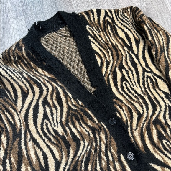 Zara Distressed Knit Cardigan (M) - Picture 3 of 5